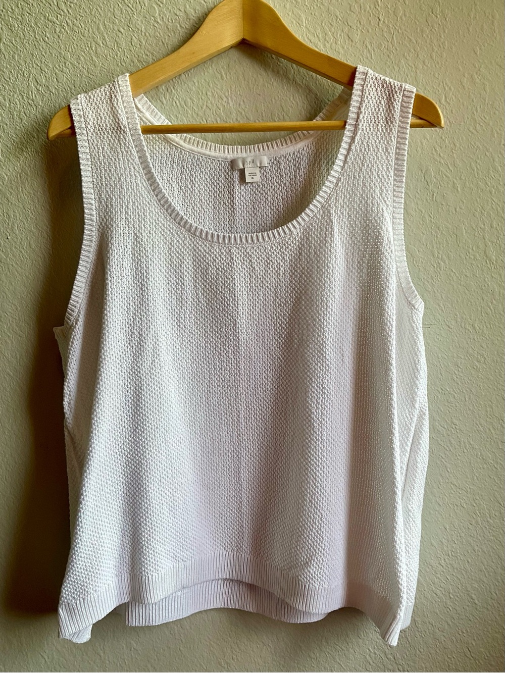 J. Jill White Textured Knit Sweater Tank